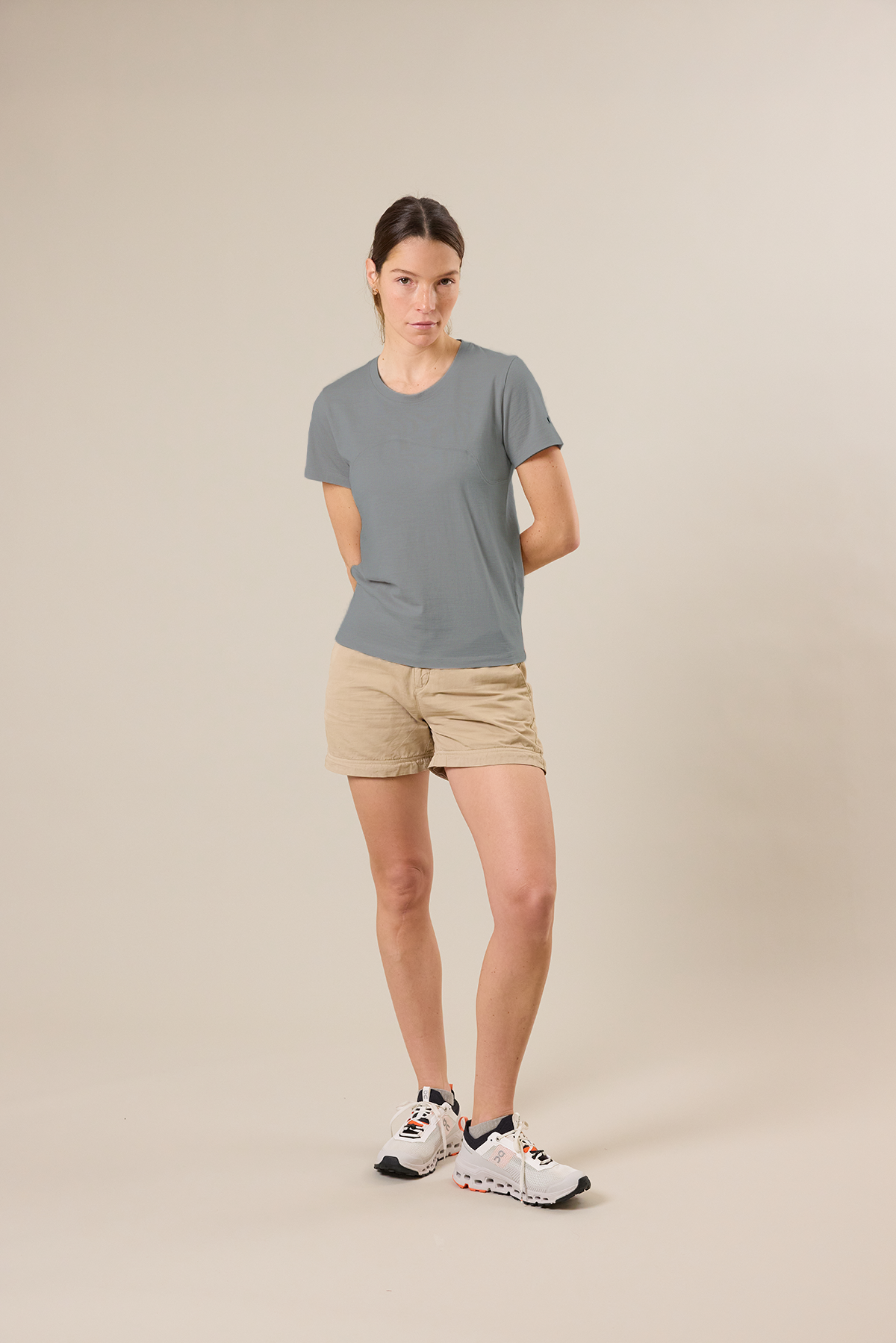 Le t-shirt Amelia - court
